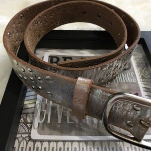 Leather Belt Size M Silver